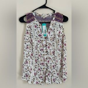 Stitch fix Boho Floral Sleeveless Camisole - White with Pink Floral